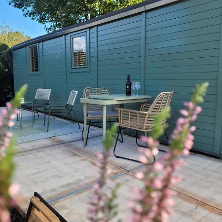 בית נופש Boholodges 2 Pers Met Prive Hottub