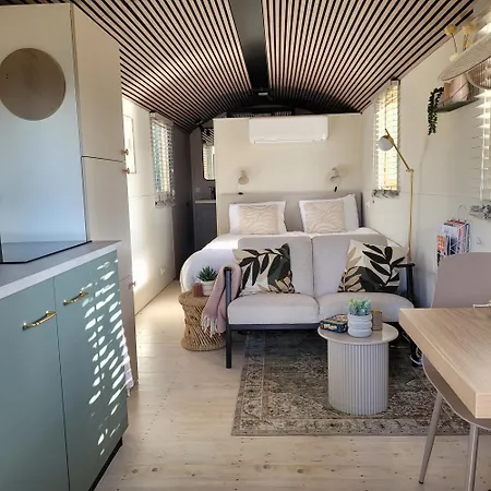 בית נופש Boholodges 2 Pers Met Prive Hottub *