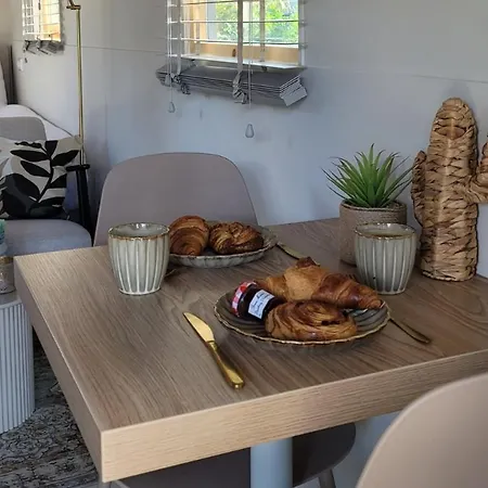 Casa de Férias Boholodges 2 Pers Met Hottub